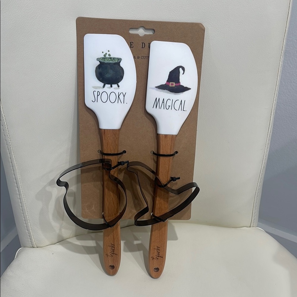 Rae Dunn Spooky and Magical Spatula Set with Cookie Cutters
